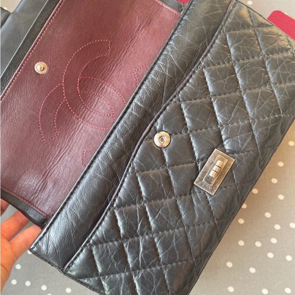 Chanel 2.55 handbag calfskin black medium size - Picture 3 of 11